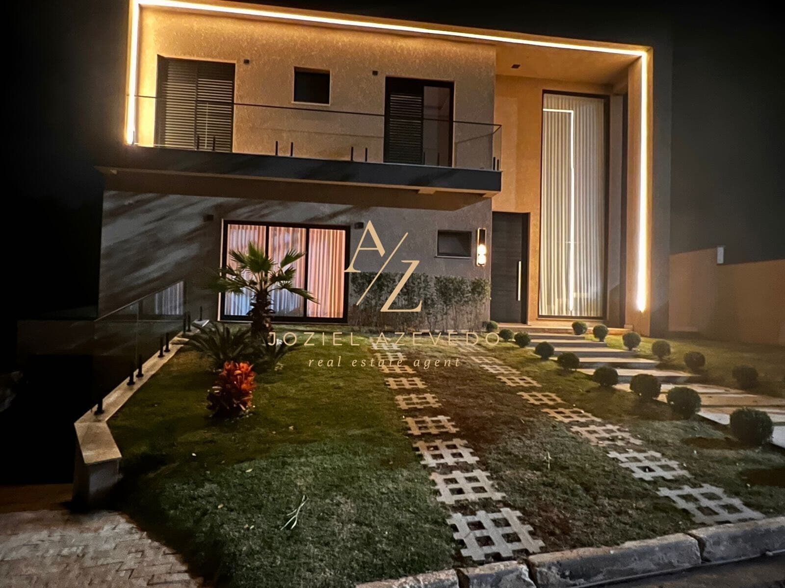 Casa de Alto Padrão à Venda no Condomínio Tarumã Santana de Parnaíba/SP