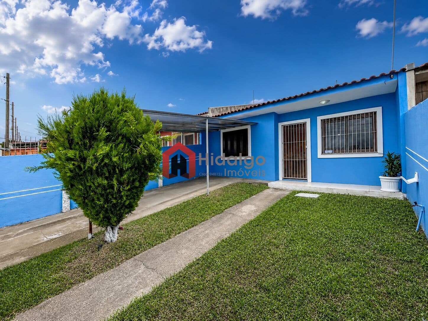 CASA ÚNICA NO TERRENO COM 03 QUARTOS E 01 SUÍTE NO PORTO VERDE!