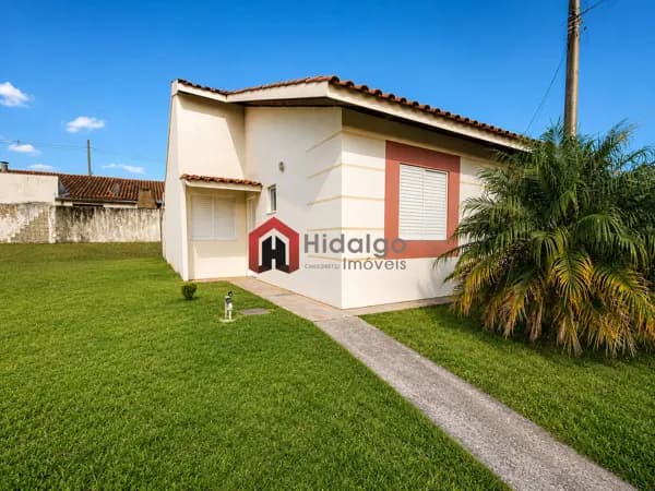 Casa à venda no Condomínio Moradas Club em Alvorada/RS