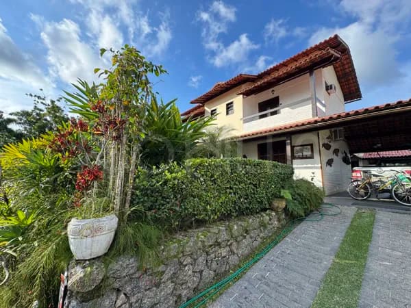 Casa de 6 quartos à venda no Ubá Itacoatiara, com 536m², em Itacoatiara, Niterói/RJ