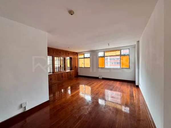 Apartamento de 3 quartos à venda no Torre D'Astral, com 160m², em Icaraí, Niterói/RJ