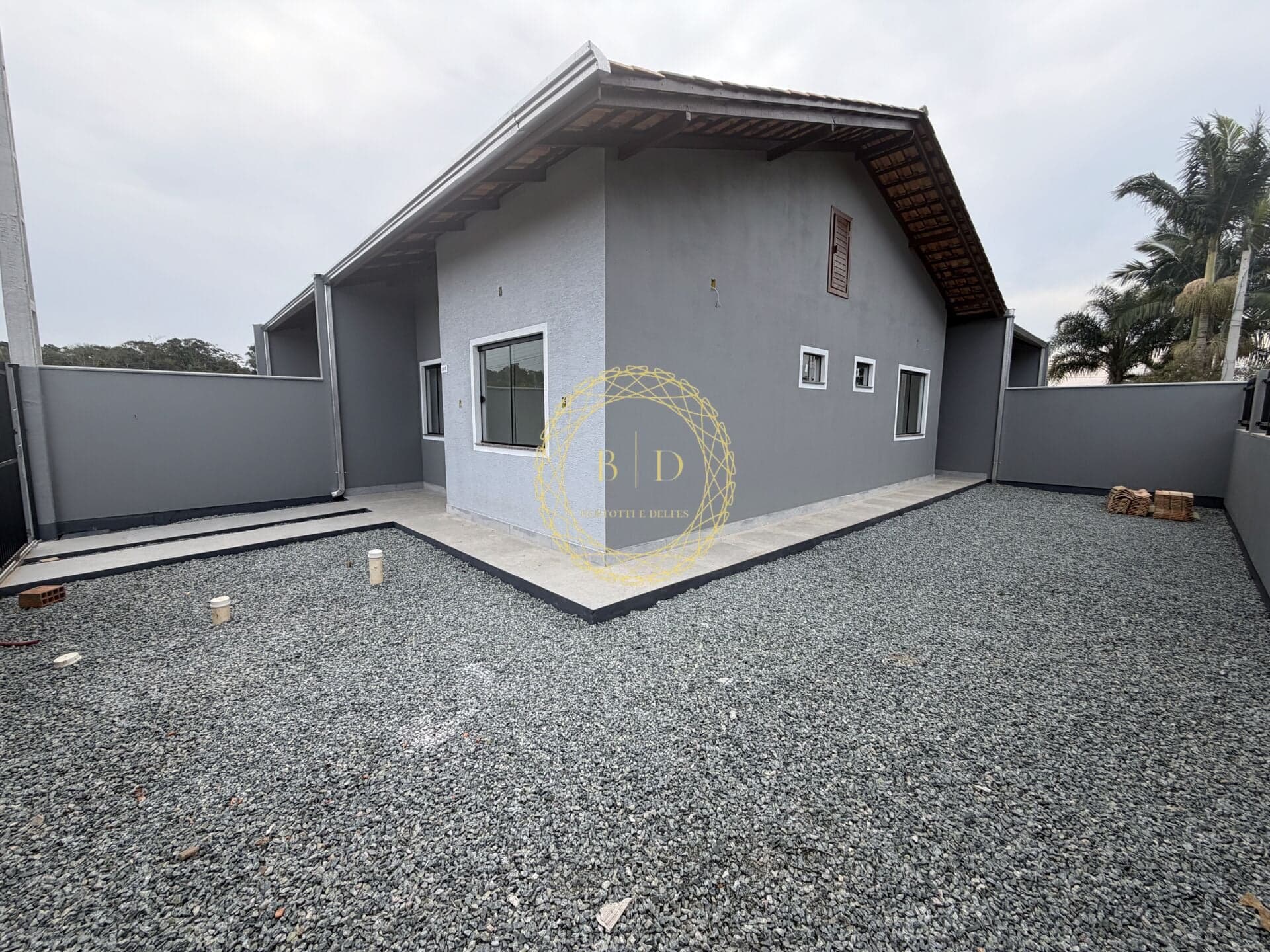 Casa de ESQUINA com SUÍTE à venda - Barra Velha/SC