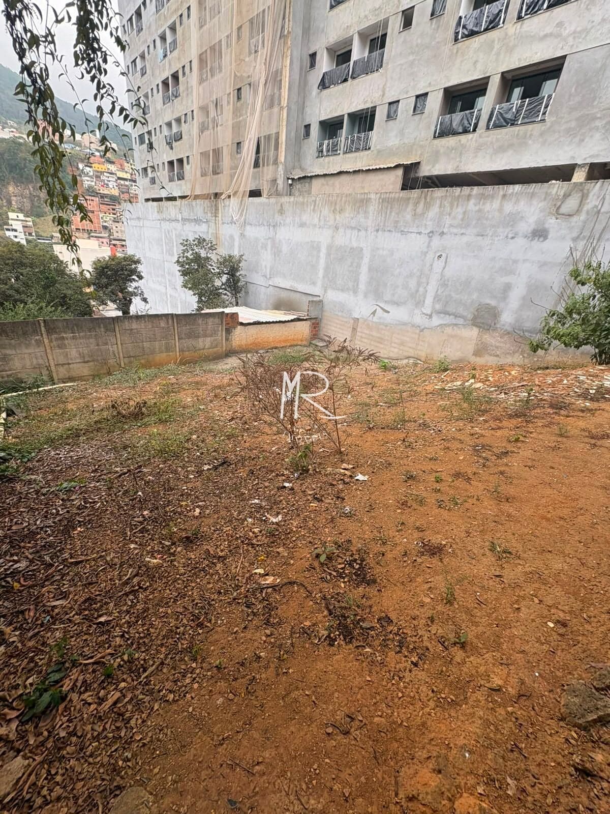 Lote/Terreno em Manhuaçu - Centro