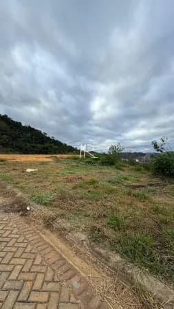 Lote/Terreno em Manhuaçu - Alves Oliveira