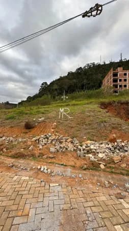 Lote/Terreno em Manhuaçu - Alves Oliveira