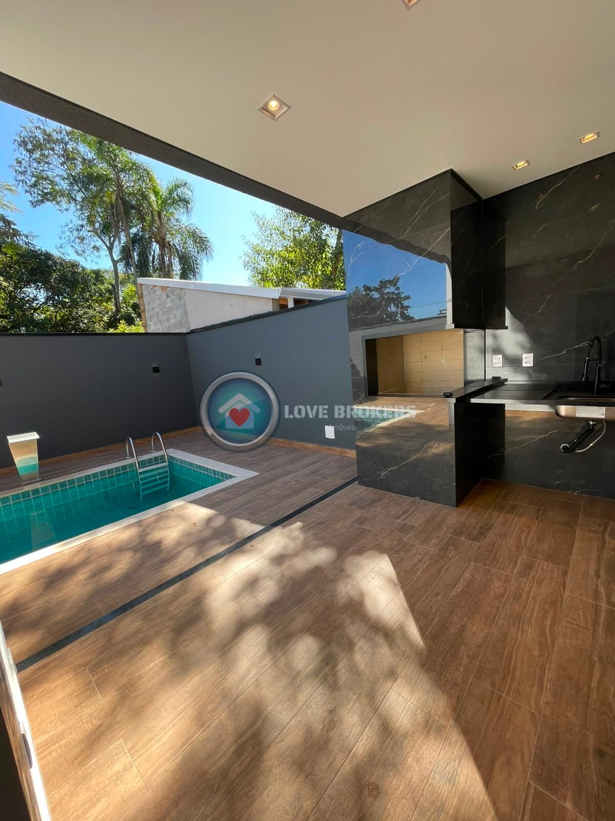 Casa Alto Padrão à Venda – Itaquaquecetuba/SP