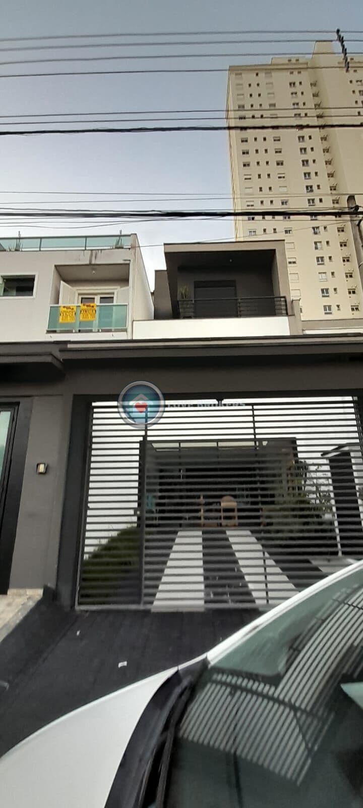 Casa Padrão à venda em Vila Oliveira - Mogi das Cruzes- SP