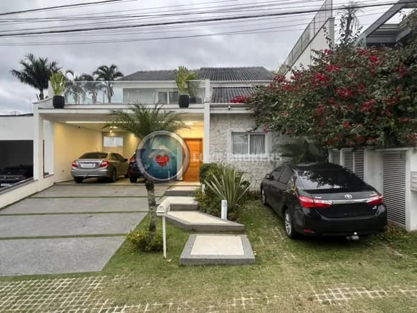 Casa Alto Padrão à Venda no Condomínio Ecopark - Mogi das Cruzes