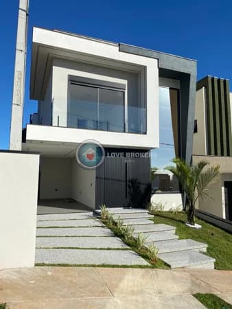 Casa Alto Padrão em Condomínio Paradise Garden