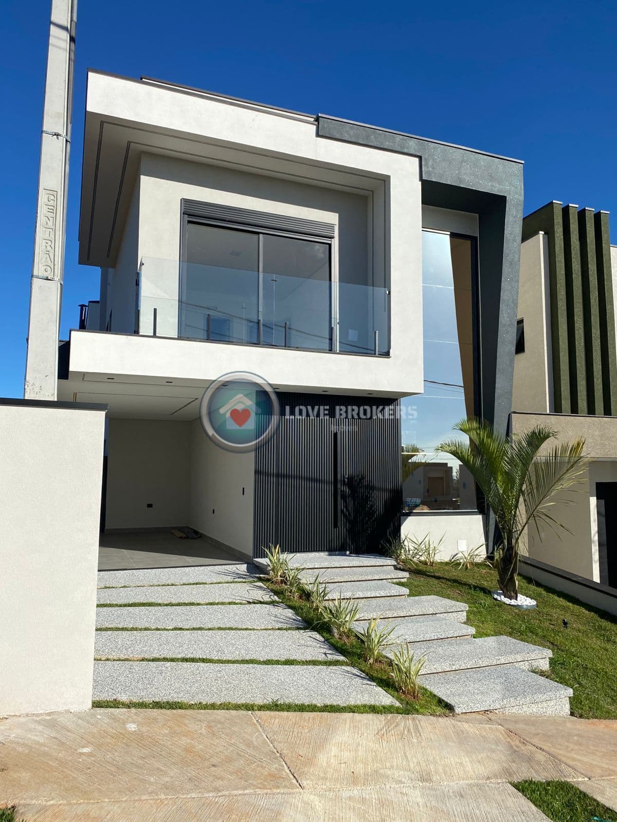 Casa Alto Padrão em Condomínio Paradise Garden