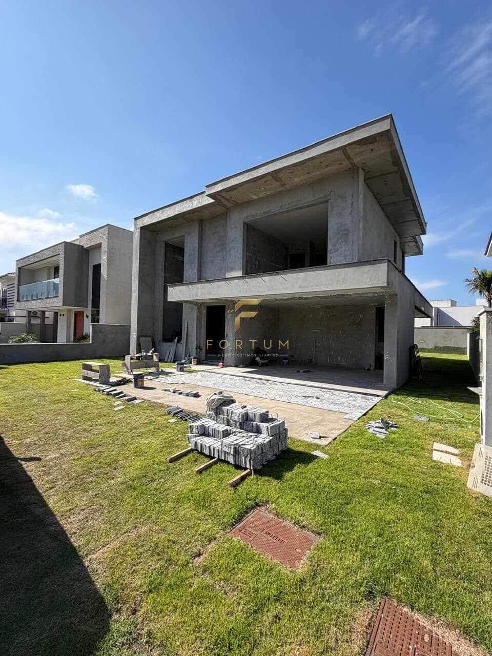 Casa Alto Padrão em condomínio fechado R$ 2.000.000,00