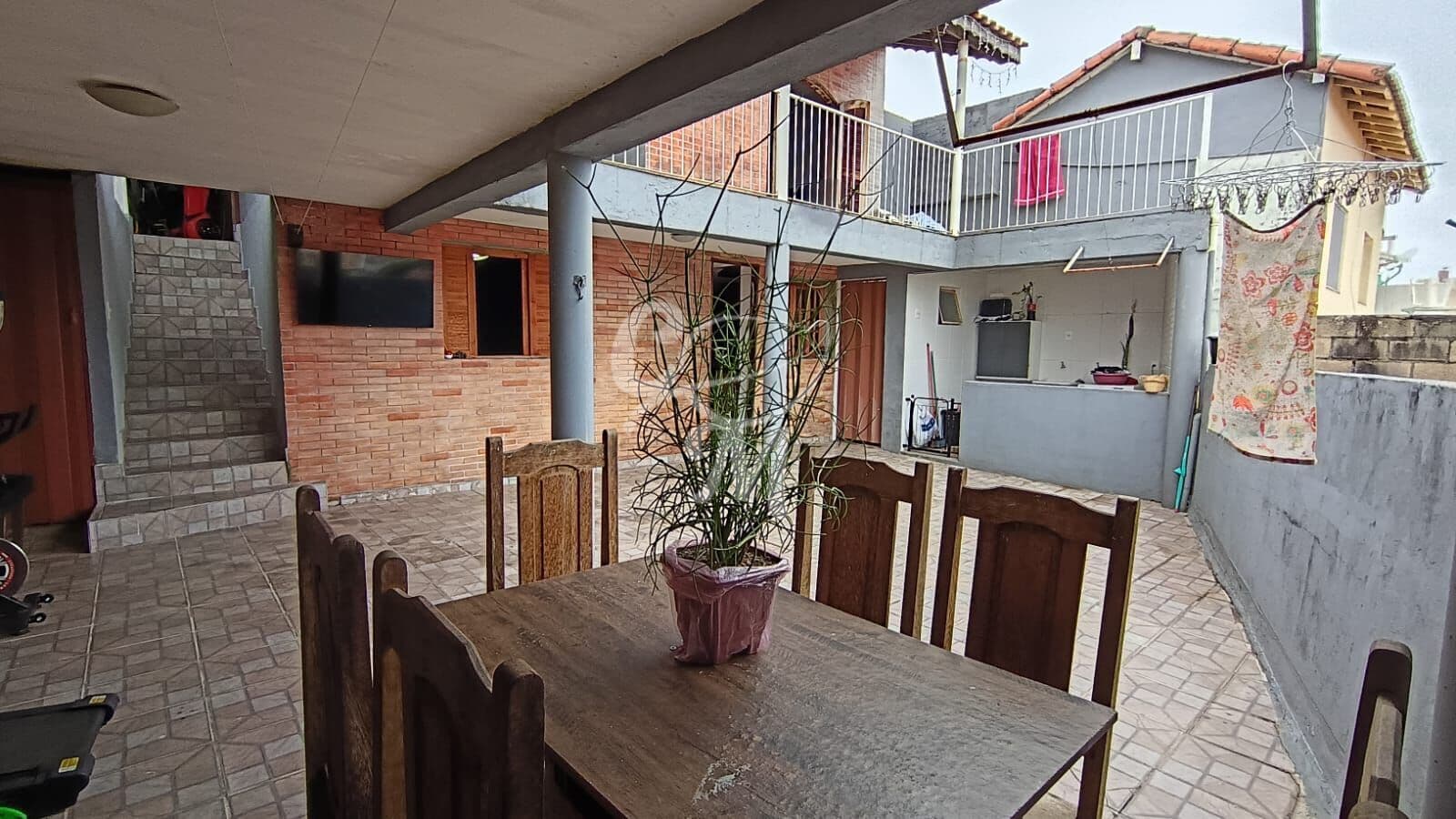 Sobrado à venda no Jardim Pacaembu, com terraços e churrasqueira