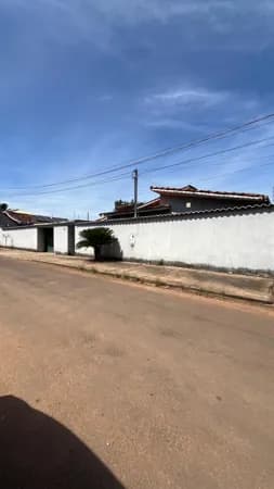 CASA LOCALIZADA NO SETOR TAPAJOS EM TUCUMÃ
