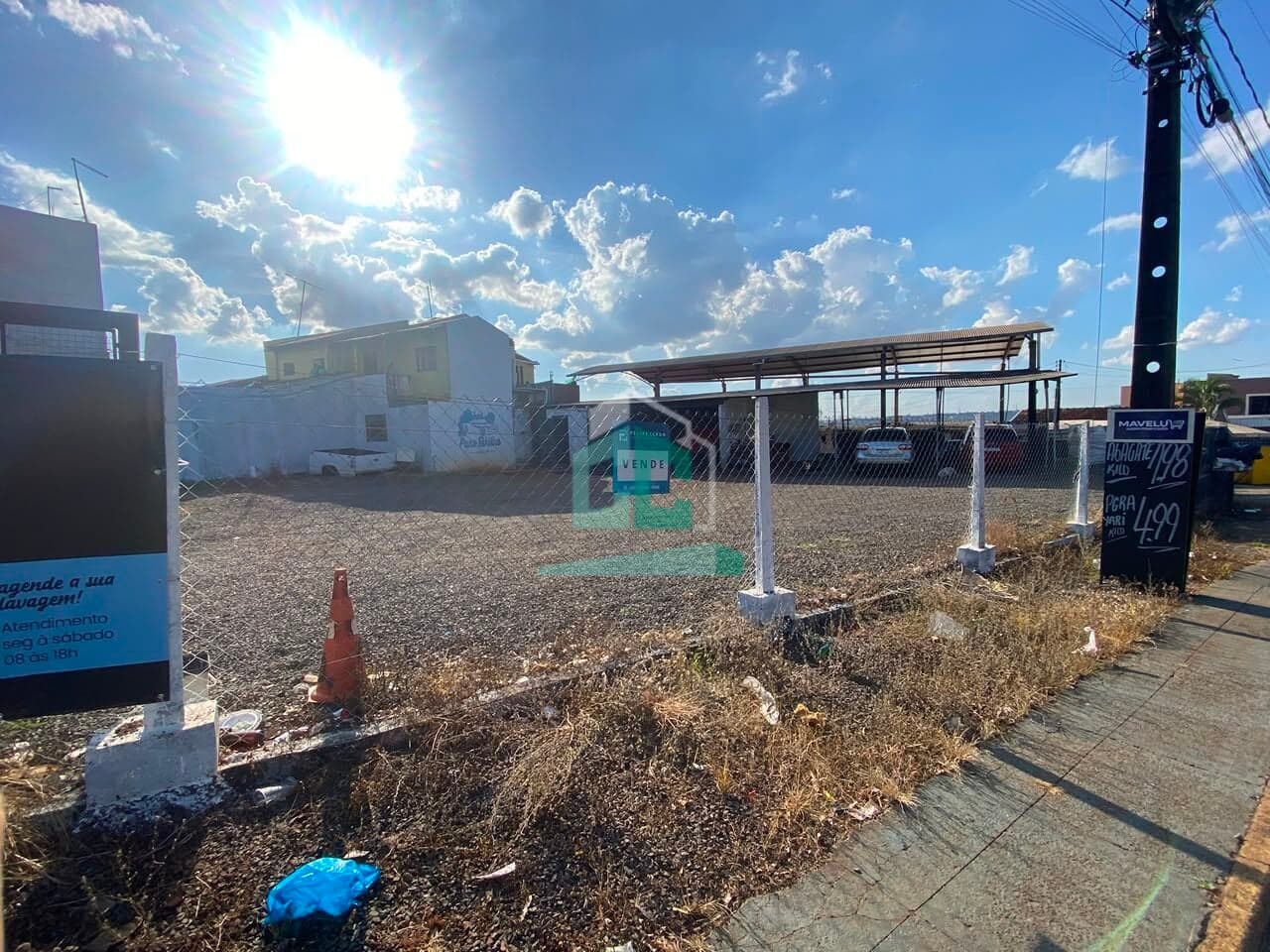 Oportunidade de Lote Comercial de esquina à venda