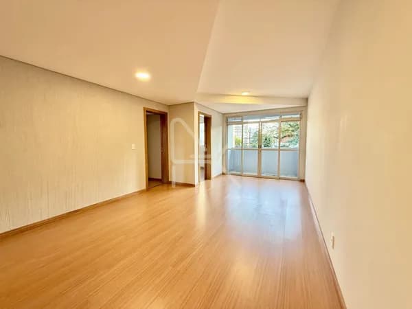 Apartamento à venda no Anita Garibaldi com 92,80 m² privativos, 2 suítes e 1 vaga de garagem