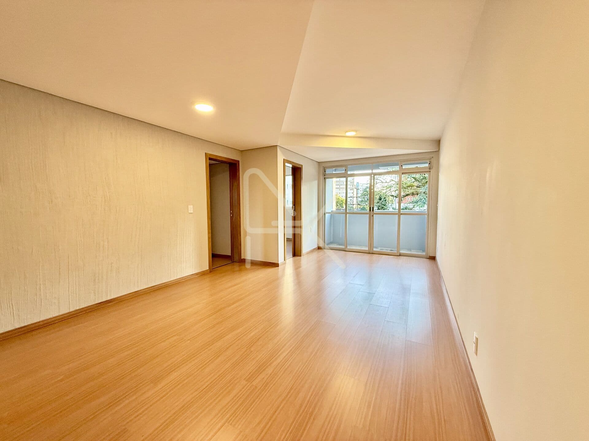 Apartamento à venda no Anita Garibaldi com 92,80 m² privativos, 2 suítes e 1 vaga de garagem