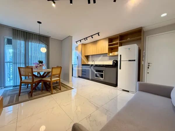 Apartamento com 2 dormitórios, 1 vaga, sacada com churrasqueira e área de lazer completa | Bucarein | Joinville