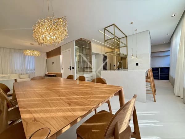 Apartamento Alto Padrão, mobiliado, com 3 dormitórios (2 suítes), 120 m² privativos e rooftop com piscina no bairro América em Joinville