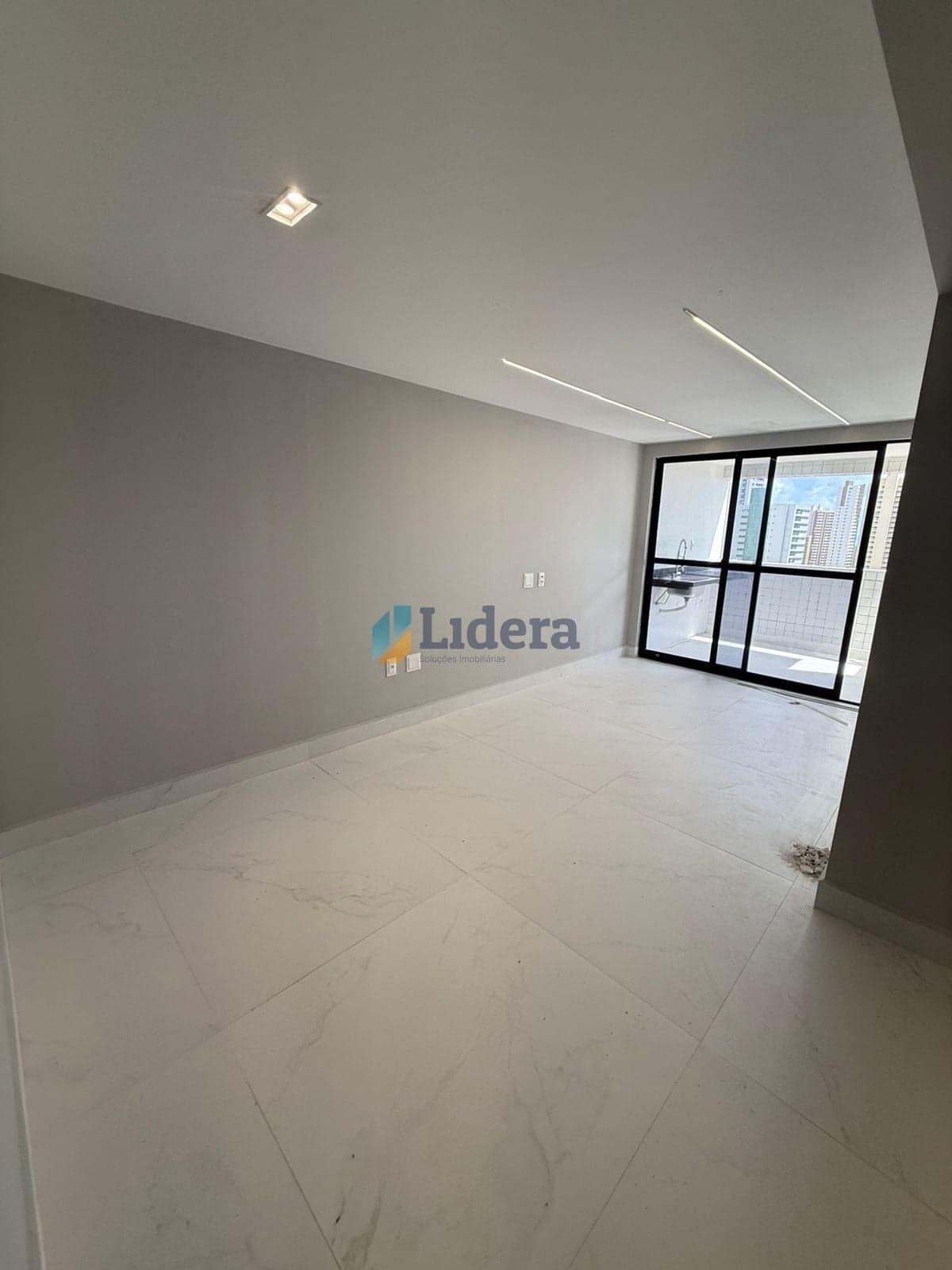 Apto Alto Padrão - 80m² - 3 quartos - 1 suite - Móveis projetados - em Manaíra, João Pessoa/PB