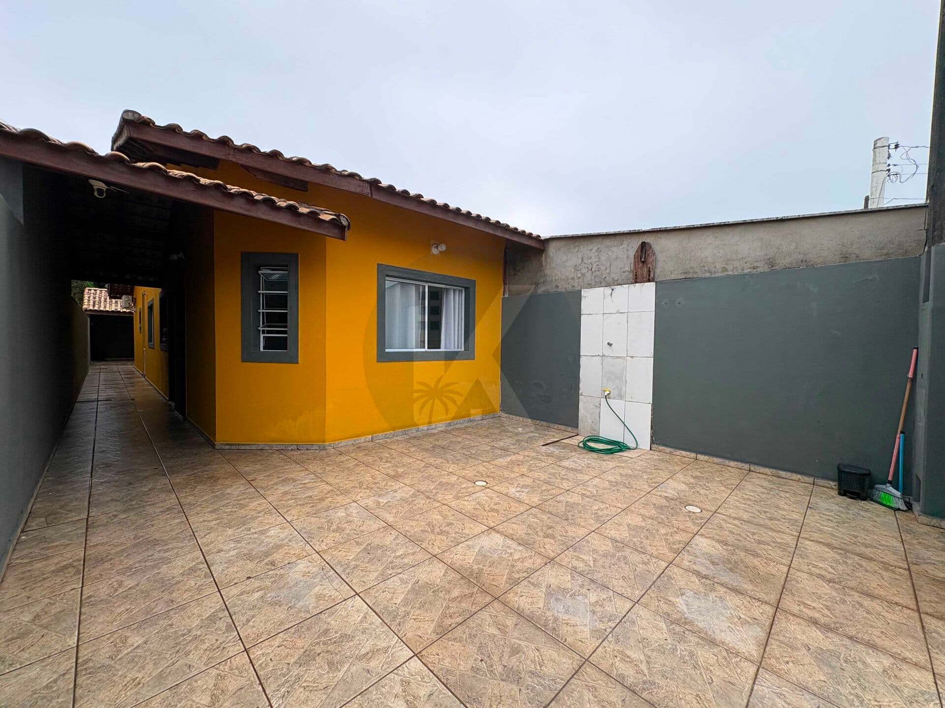 Casa Padrão a Venda em Itanhaém Ótima oportunidade