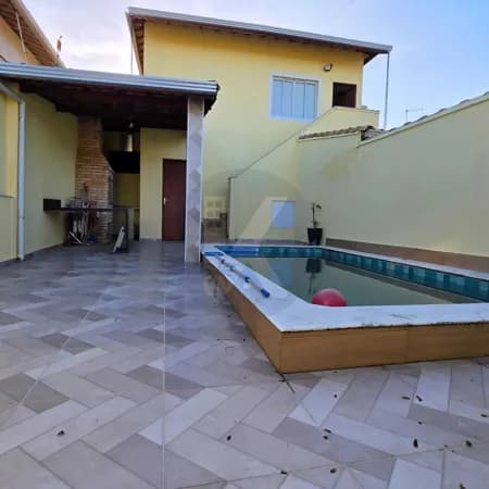Casa Sobreposta semi mobiliada em itanhaem