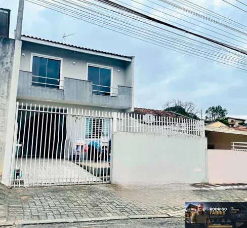Sobrado em Campo Largo - Jardim São Vicente
