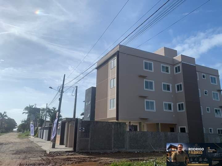EXCELENTE APARTAMENTO COM DOIS A TRES DORMITÓRIOS EM ITAPOÁ.