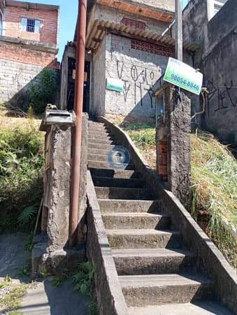 Casa no Parque Santo Amaro - região do Jardim Ângela.