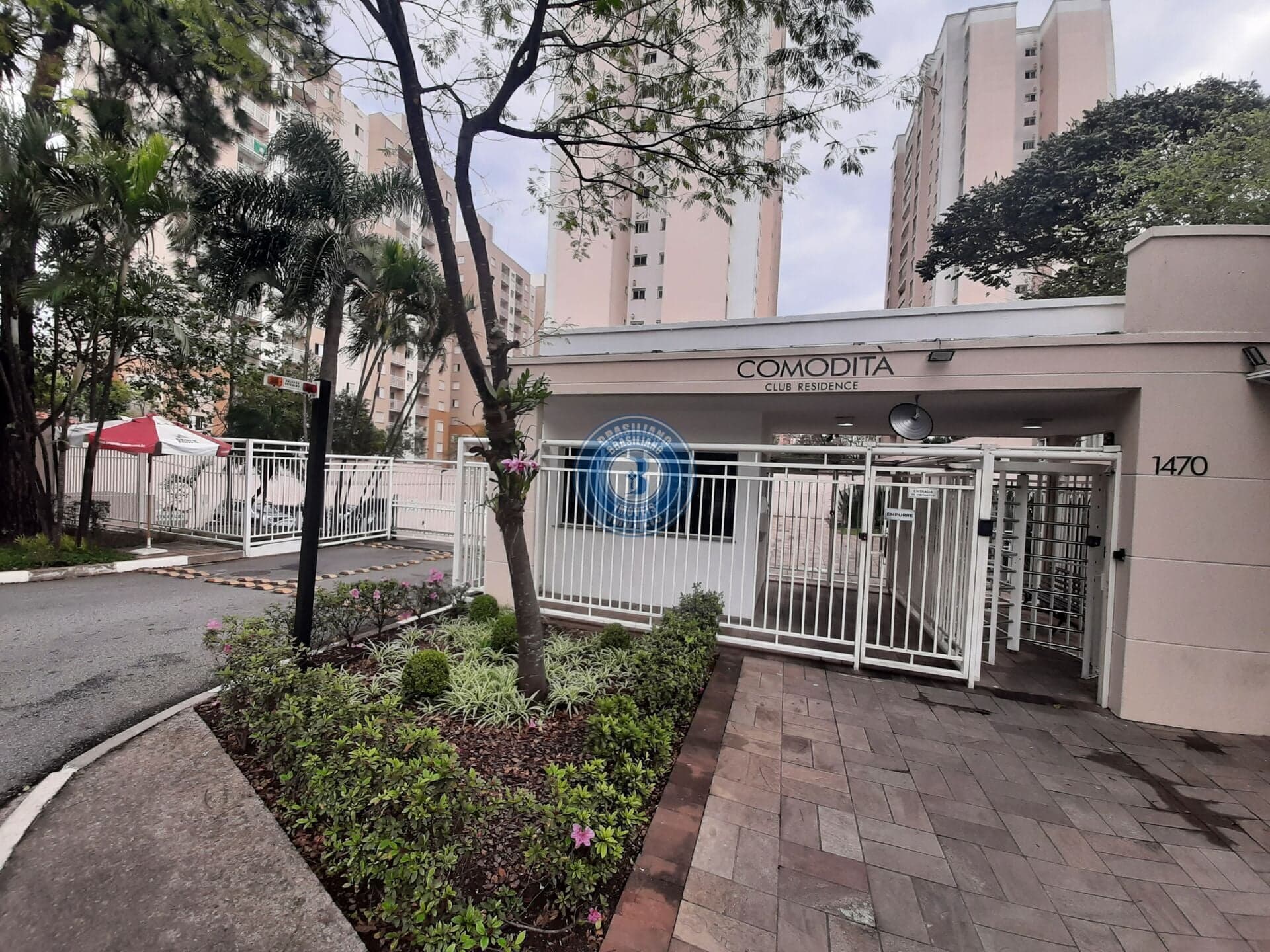 Apartamento na Vila das Belezas - São Paulo - SP.