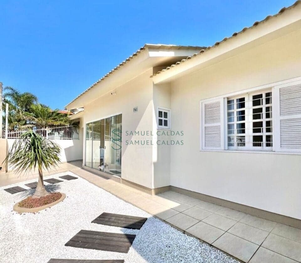 Casa em Laguna - Mar Grosso