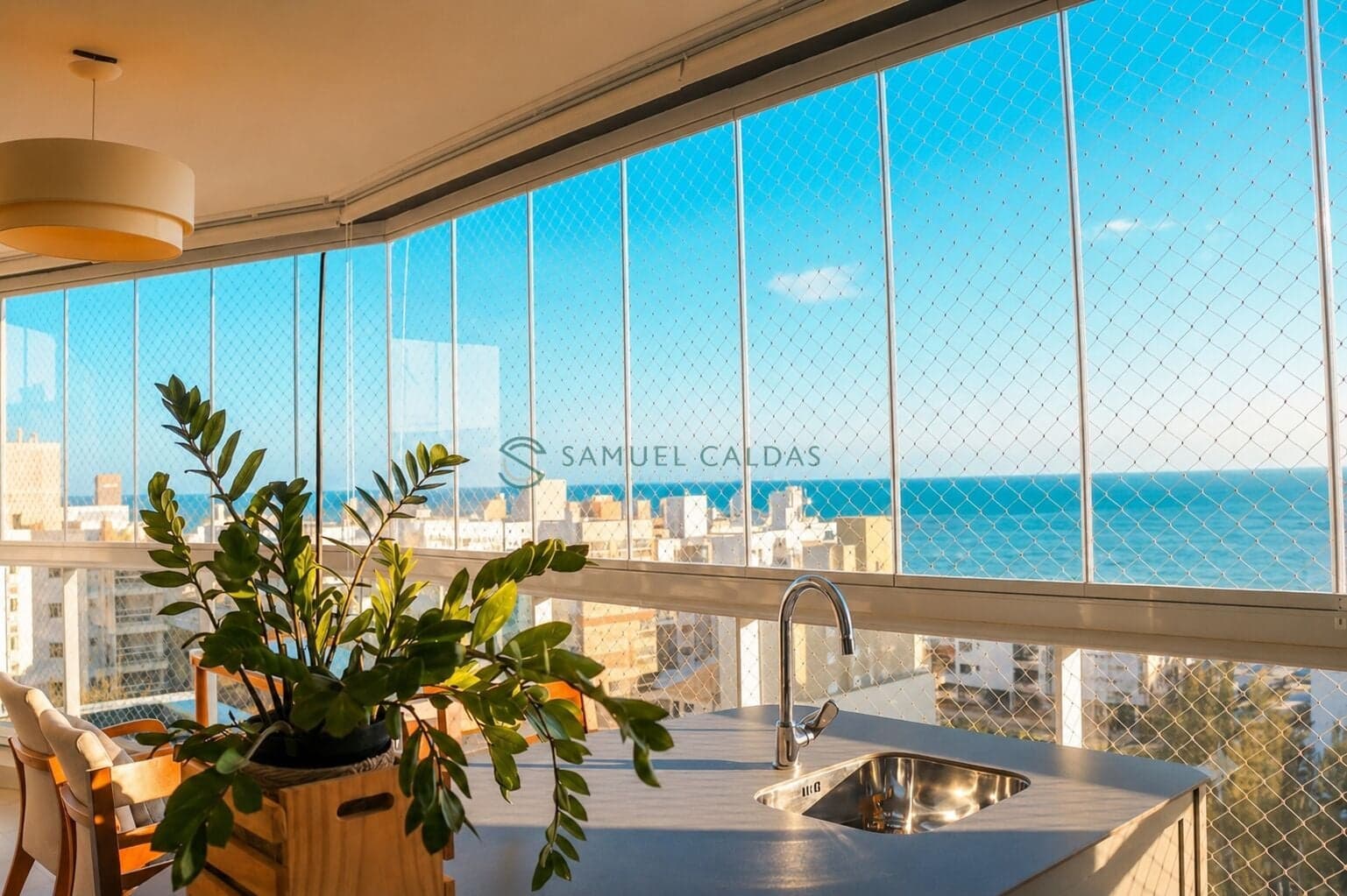 Apartamento Mobiliado com vista para o Mar em Laguna/SC