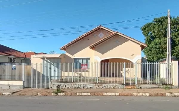 Casa em Arceburgo - Centro