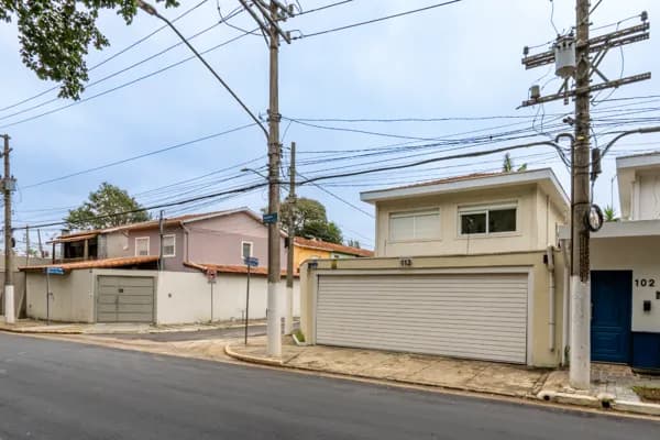Casa para venda em Brooklin com 4 quartos, sendo 1 suíte, 133m² : VF18M