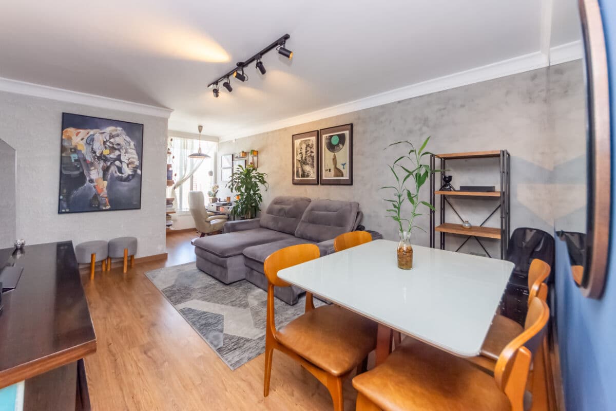 Apartamento para venda em Moema com 2 quartos, sendo 1 suíte, 75m² : OO0UE