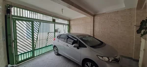 Casa ampla 230 m² a 550 m do Metrô Santana — localização imbatível!