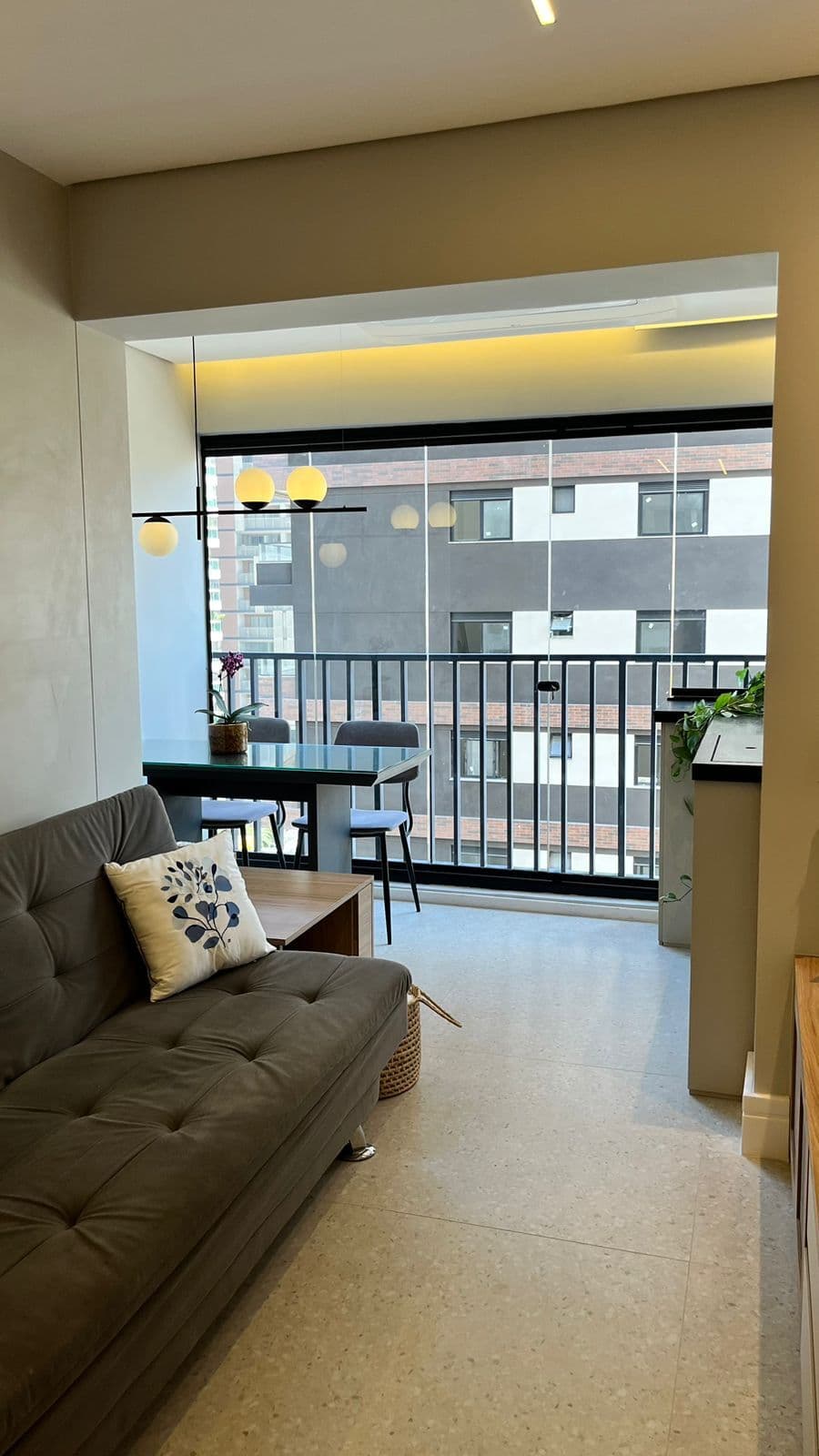 🏠 APARTAMENTO 35m² PINHEIROS 📍 Rua Alves Guimarães, 170