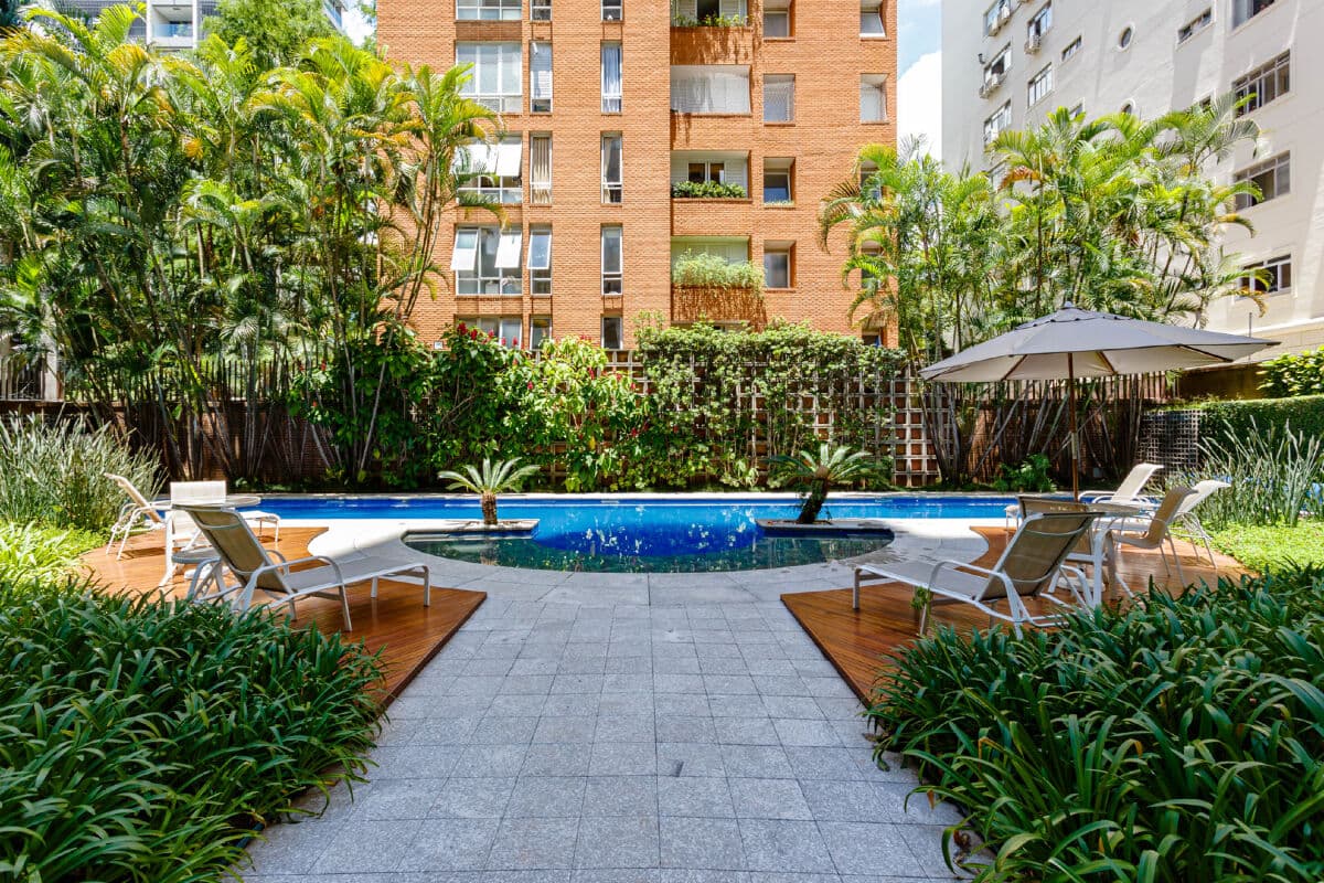 Apartamento para venda em Itaim Bibi com 3 quartos, sendo 3 suítes, 453m² : 5949T