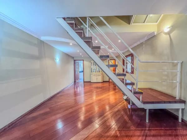 Casa para venda em Planalto Paulista com 3 quartos, sendo 1 suíte, 159m² : 4ACQN