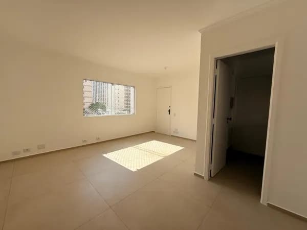 Apartamento Reformado por Arquiteto | 3 Dormitórios | Conforto, Sofisticação e Localização Privilegiada