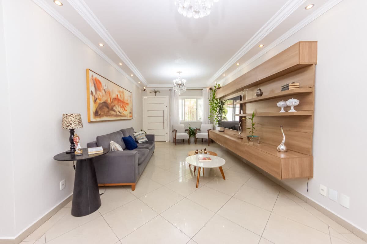 Casa para venda em Jardim Dom Bosco com 3 quartos, sendo 3 suítes, 133m² : H1QEV