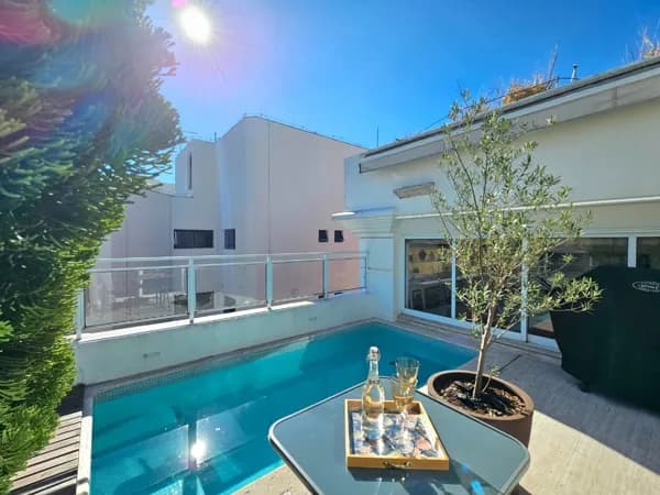 Brooklin Cobertura à Venda – Porteira Fechada 206 m² / 2 quartos / 2 vagas