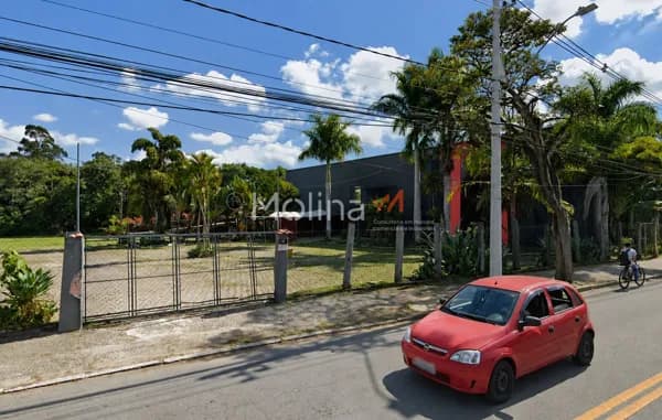 Galpão Salão Comercial na Vila Mogilar de 2.300m²