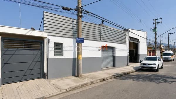 Galpão Comercial na Vila Cidinha de 250m²