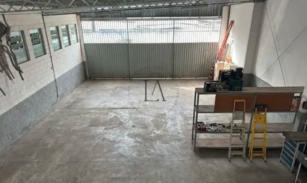 Salão comercial em Campo do Galvão, Guaratinguetá/SP