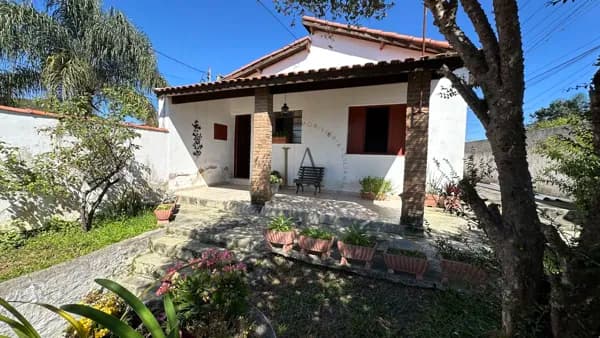 Casa em Guaratinguetá - Nova Guará