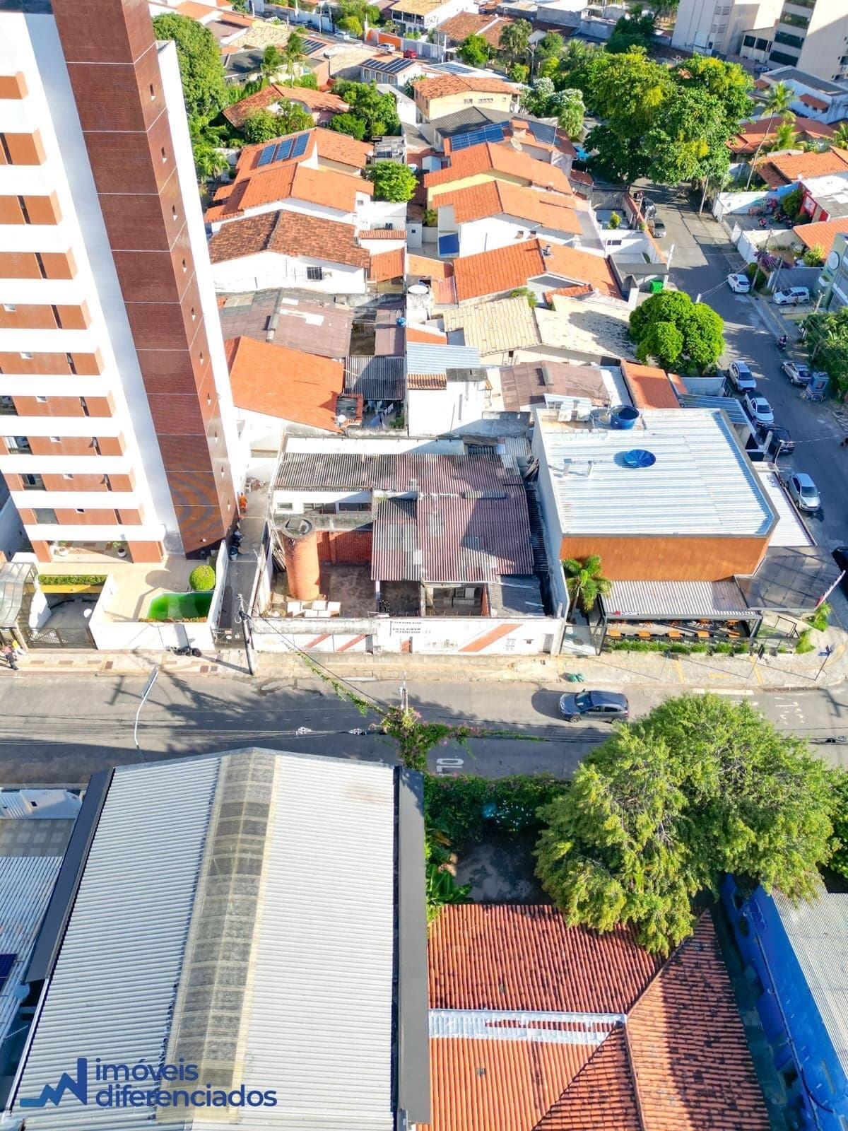 Casa comercial com 420m²