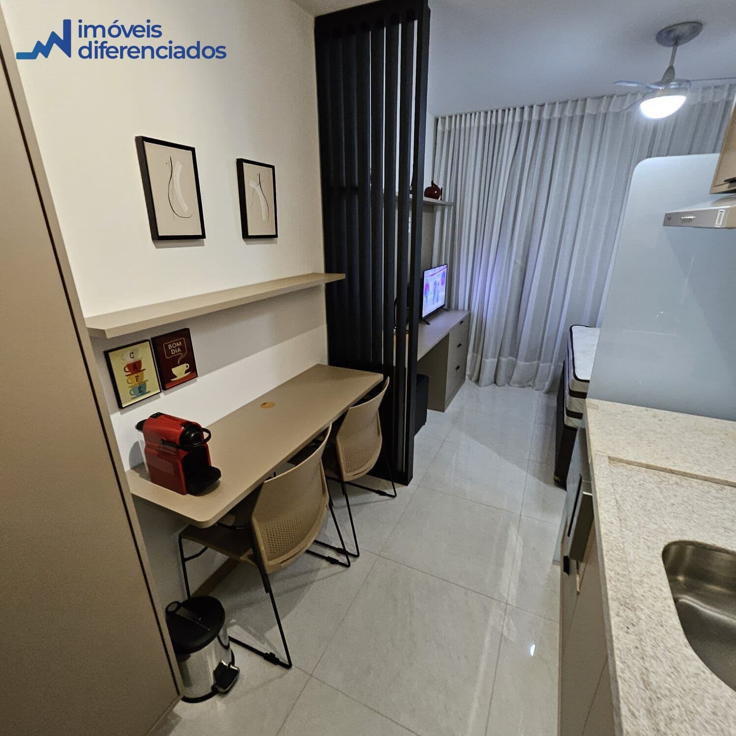 Studio mobiliado no Caminho das Árvores