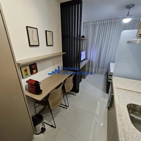Studio mobiliado no Caminho das Árvores