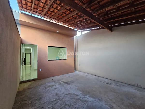 CASA À VENDA – TERRA JARDINS