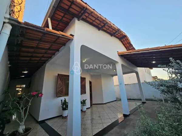 CASA À VENDA – ALCIDES RABELO